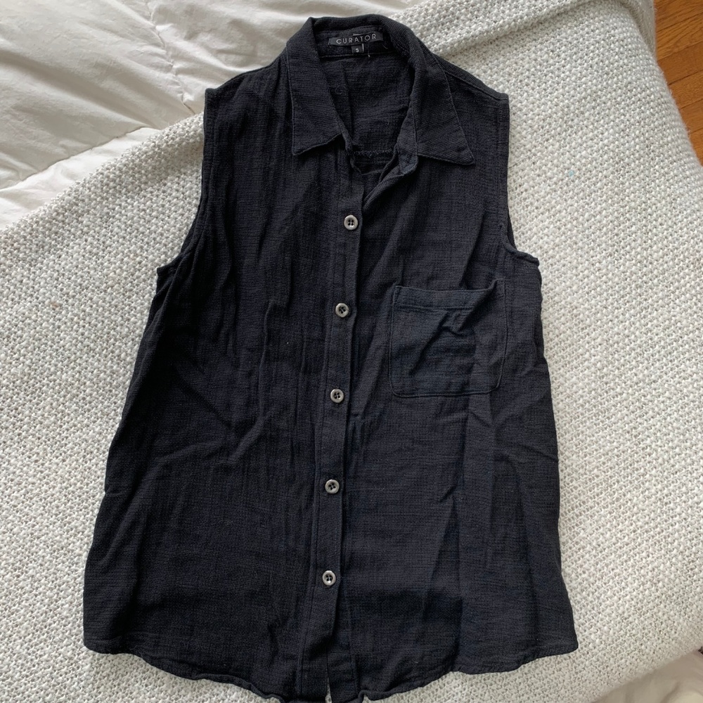 Curator Sleeveless Top